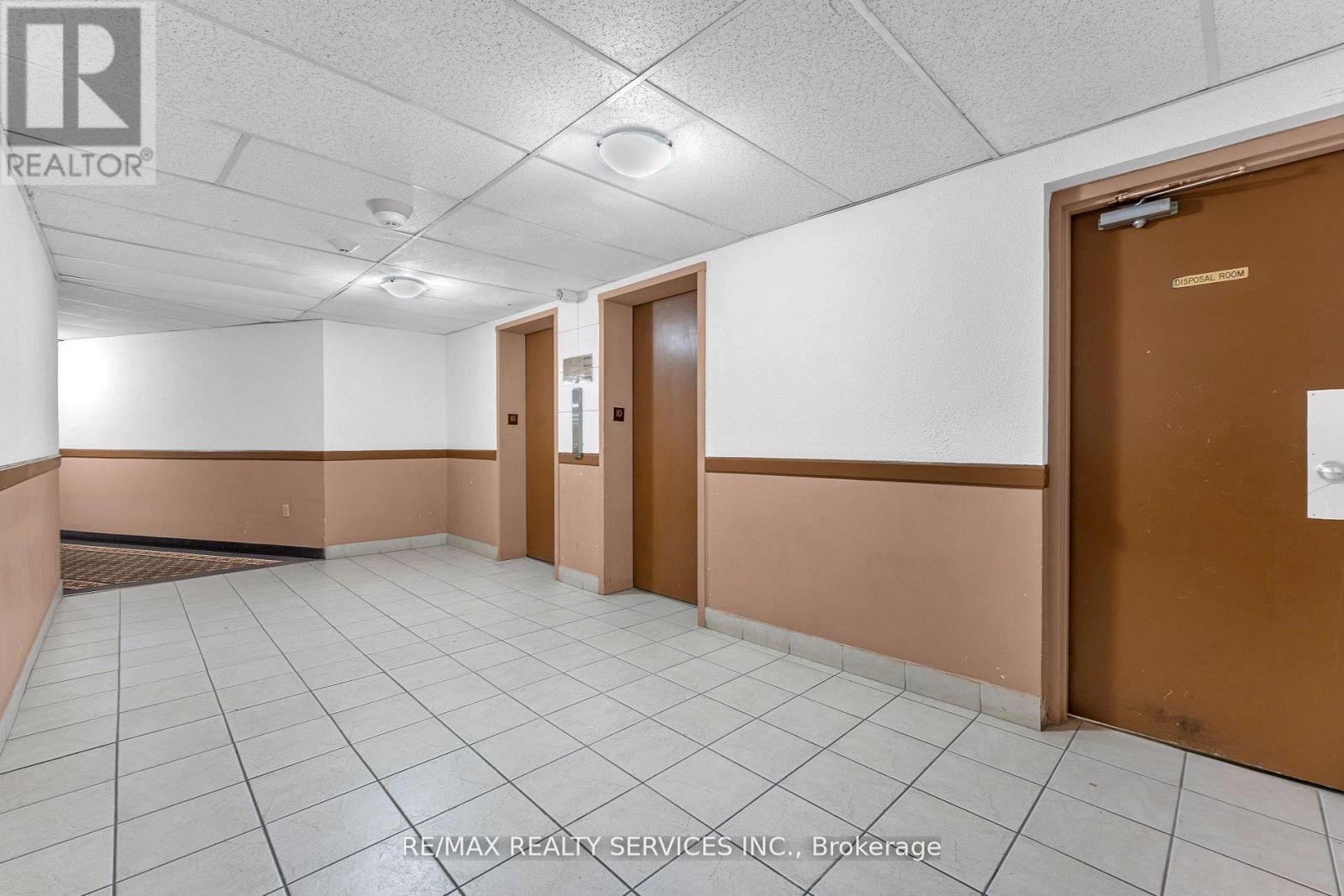 1006 - 3555 Derry Road E, Mississauga (Malton), Ontario  L4T 1B2 - Photo 9 - W13124814