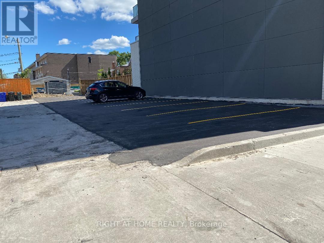 1745,1747 & 1753 St. Clair Avenue W, Toronto, Ontario  M6N 1J4 - Photo 10 - W13124862