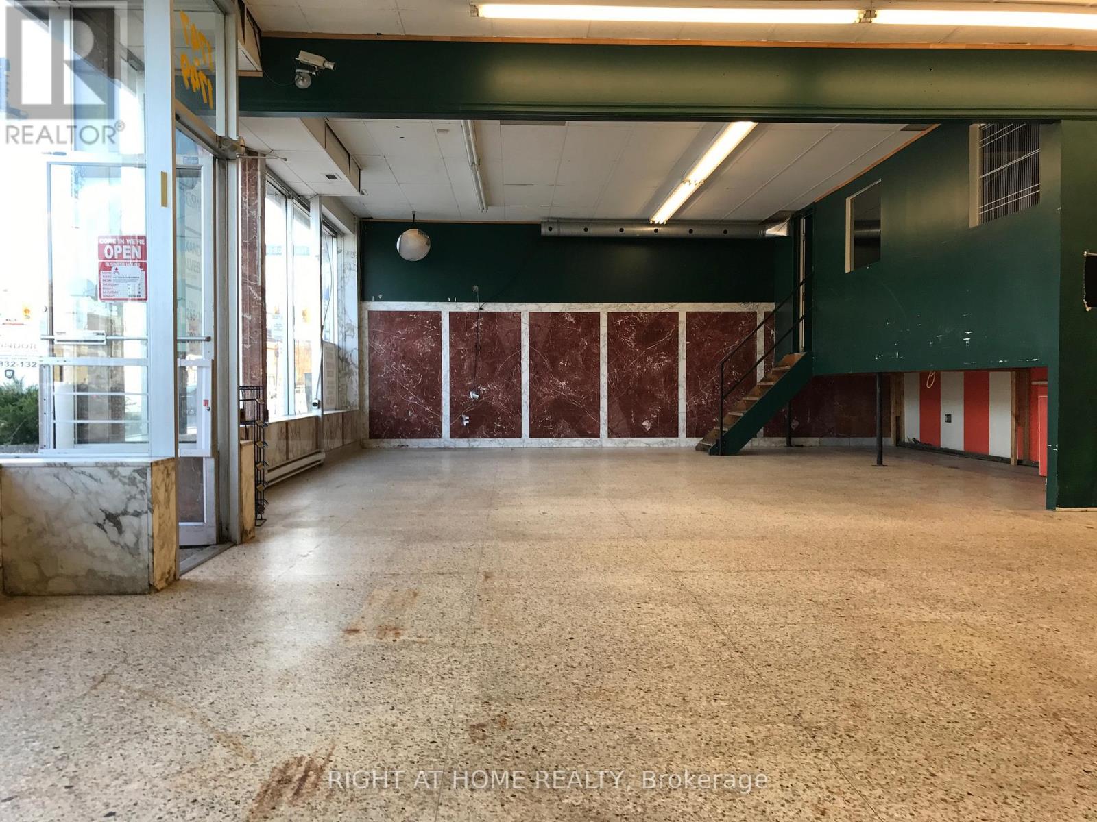 1745,1747 & 1753 St. Clair Avenue W, Toronto, Ontario  M6N 1J4 - Photo 14 - W13124862