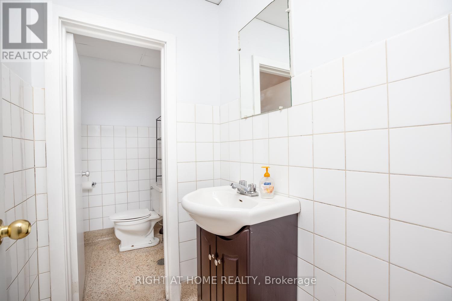 1745,1747 & 1753 St. Clair Avenue W, Toronto, Ontario  M6N 1J4 - Photo 15 - W13124862