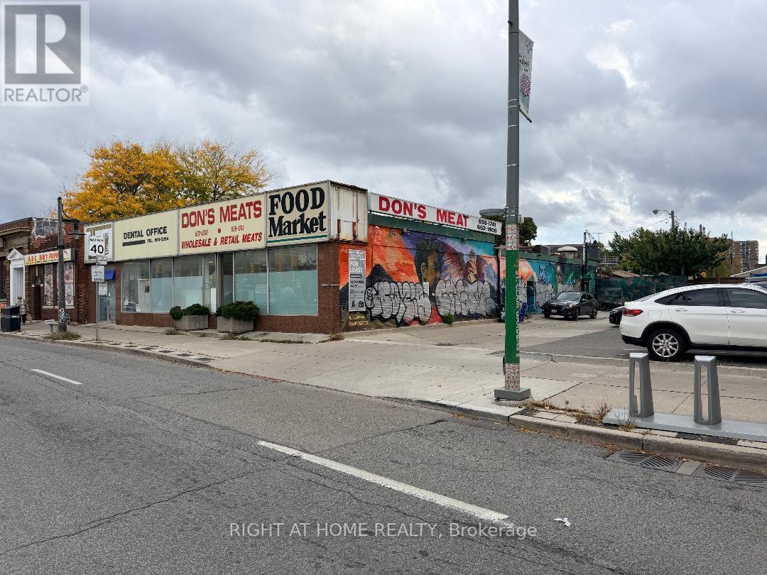 1745,1747 & 1753 St. Clair Avenue W, Toronto, Ontario  M6N 1J4 - Photo 2 - W13124862