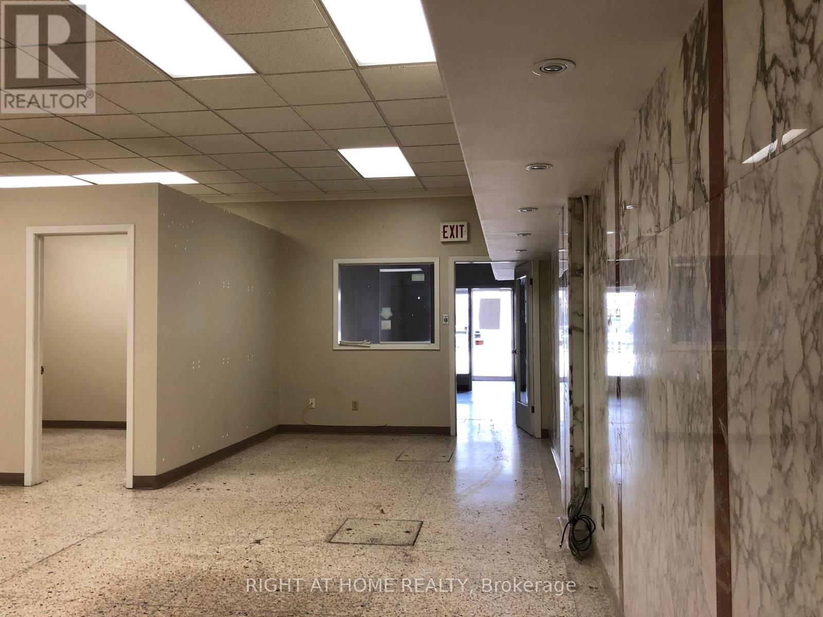 1745,1747 & 1753 St. Clair Avenue W, Toronto, Ontario  M6N 1J4 - Photo 23 - W13124862