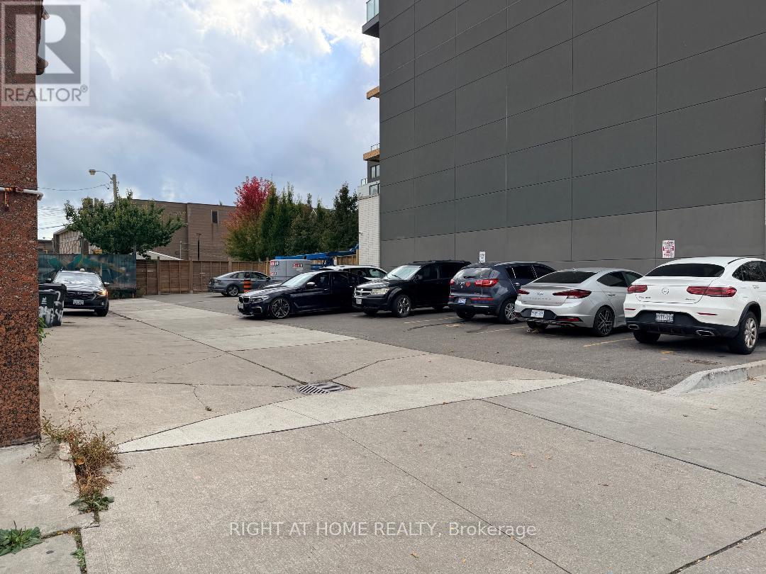 1745,1747 & 1753 St. Clair Avenue W, Toronto, Ontario  M6N 1J4 - Photo 6 - W13124862