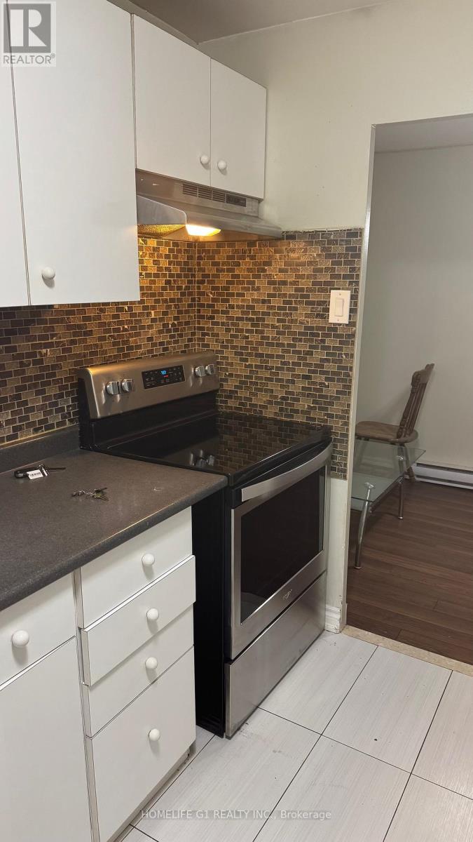 1660 Bloor Street, Mississauga, Ontario  L4X 1R9 - Photo 13 - W13124886