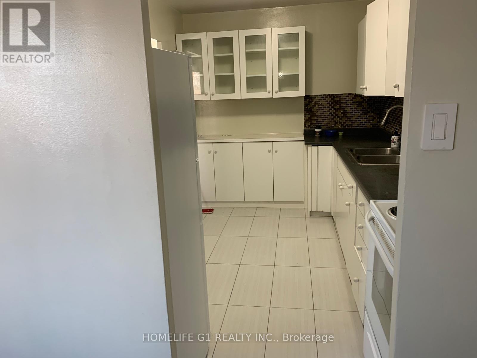 1660 Bloor Street, Mississauga, Ontario  L4X 1R9 - Photo 9 - W13124886