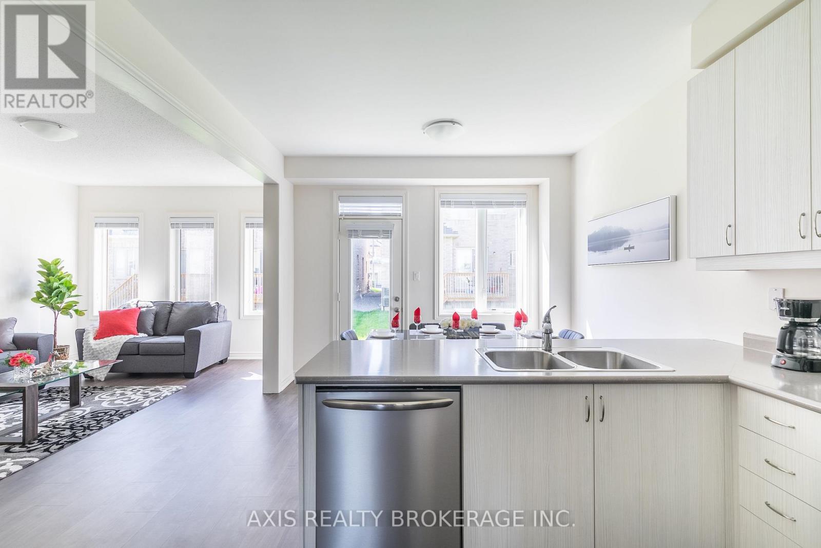 445 Silver Maple Road, Oakville, Ontario  L6H 0S3 - Photo 12 - W13124904
