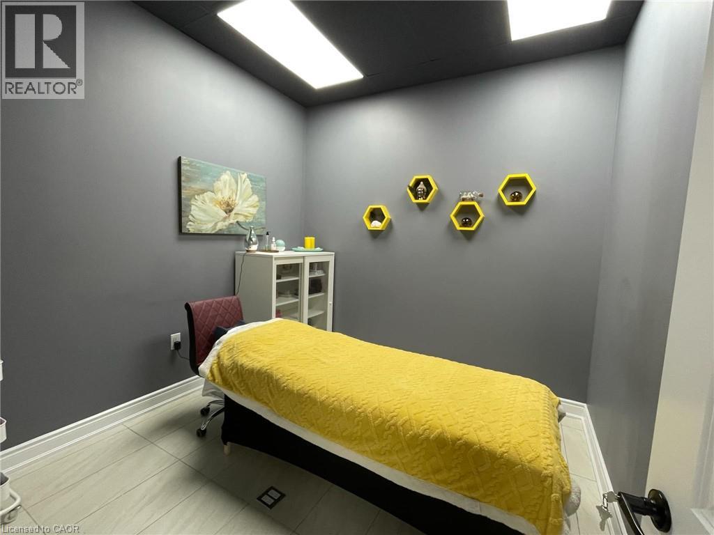 370 Eastbridge Boulevard Unit# B, Waterloo, Ontario  N2K 4P1 - Photo 4 - 40829935