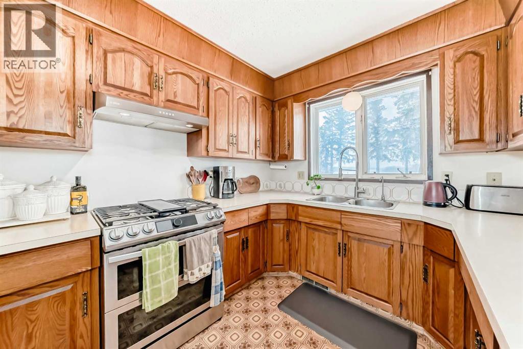 431030 Range Road 245, Rural Ponoka County, Alberta  T4J 1R1 - Photo 8 - A2292574
