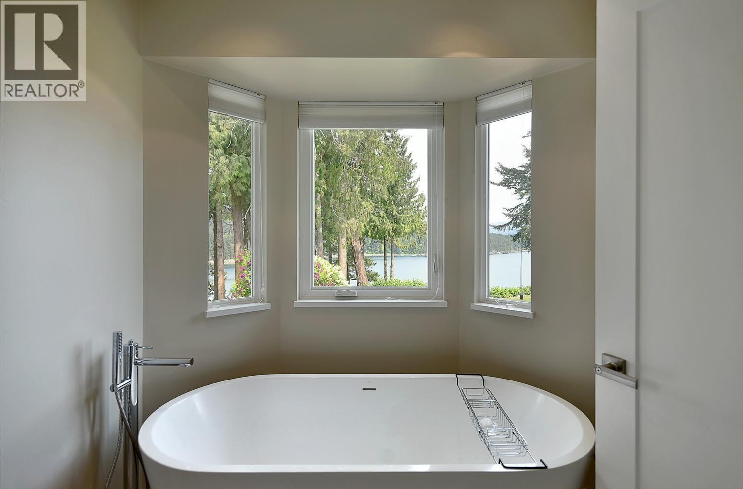 5481 Eureka Road, Halfmoon Bay, British Columbia  V7Z 1A1 - Photo 23 - R3119844