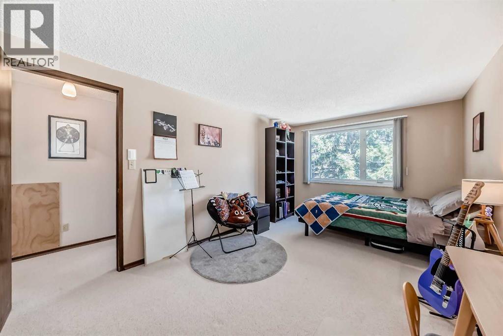 8 Varbrook Place NW, Calgary, Alberta  T3A 0A2 - Photo 23 - A2310215