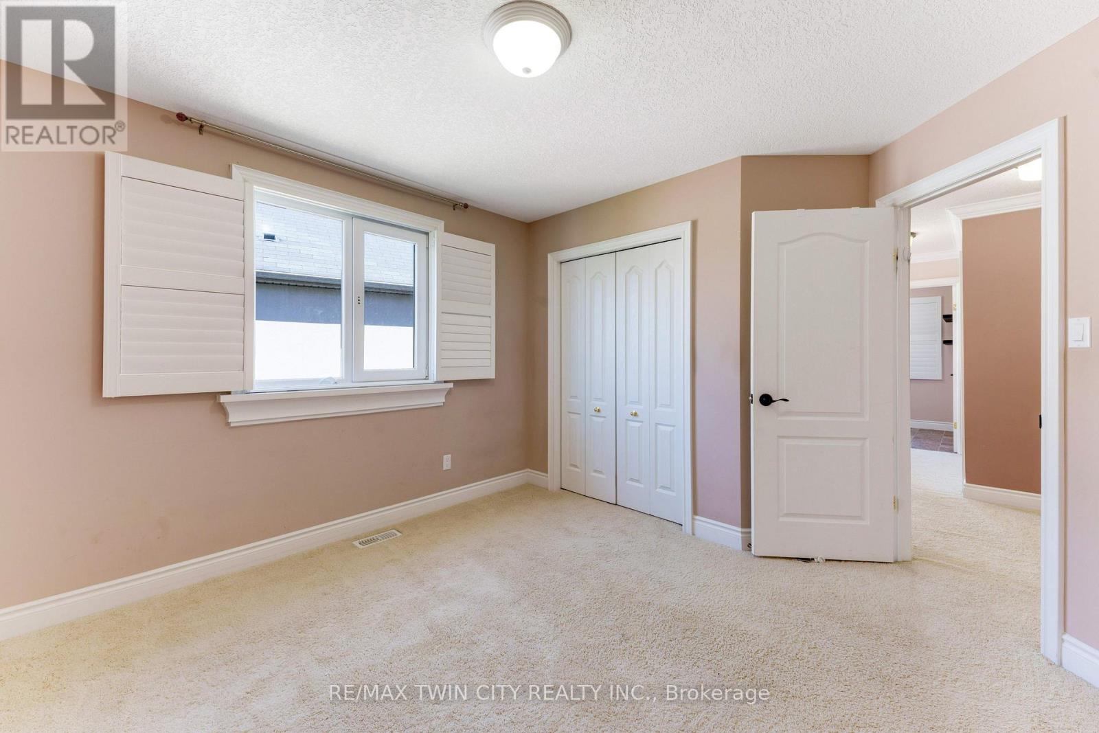 437 Beaumont Crescent, Kitchener, Ontario  N2A 0C4 - Photo 29 - X13124846