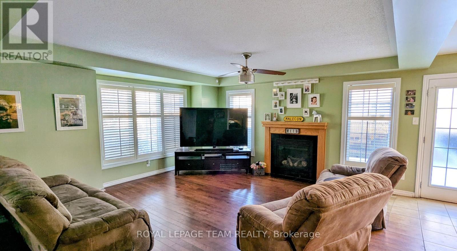3022 Freshwater Way, Ottawa, Ontario  K2J 3V5 - Photo 6 - X12973822