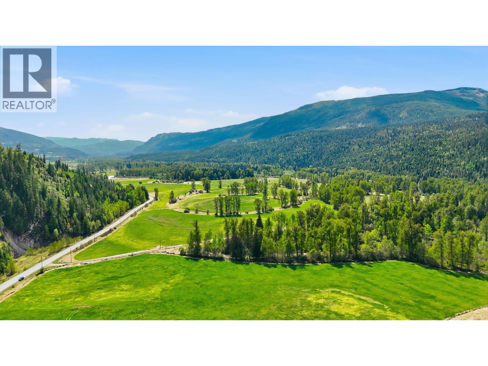 000 Lumby Mabel Lake Road, Lumby, British Columbia  V0E 2G6 - Photo 11 - 10386640