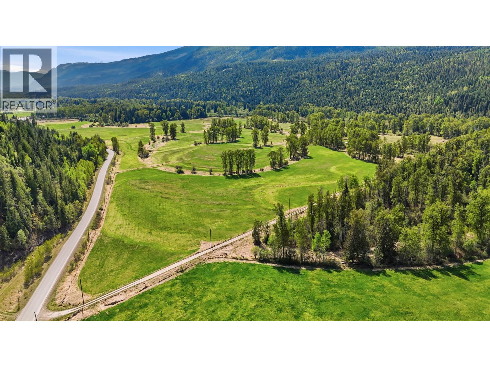 000 Lumby Mabel Lake Road, Lumby, British Columbia  V0E 2G6 - Photo 13 - 10386640