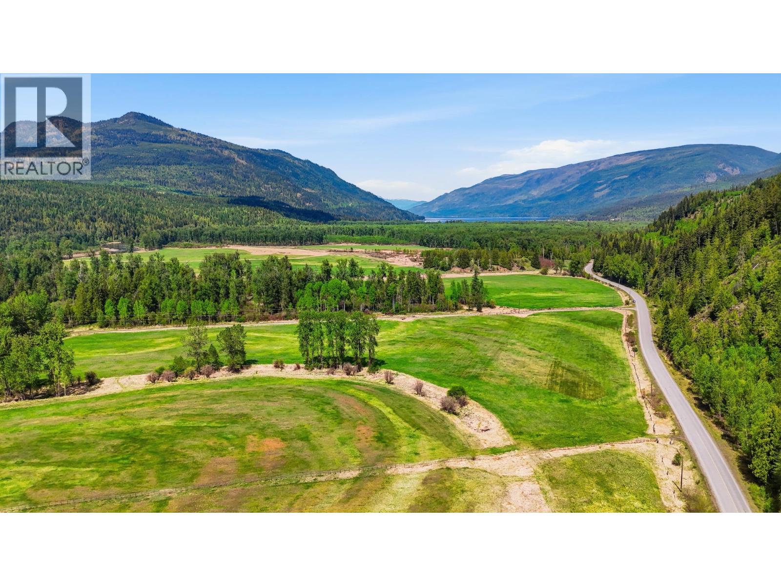 000 Lumby Mabel Lake Road, Lumby, British Columbia  V0E 2G6 - Photo 9 - 10386640