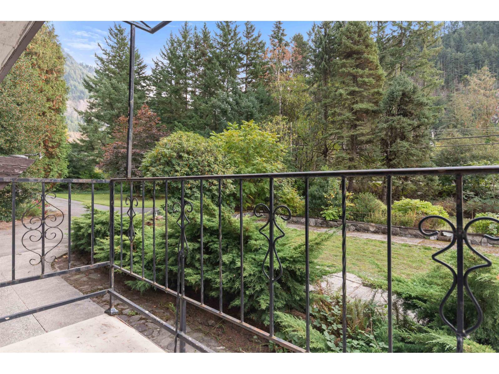 63491 Flood Hope Road, Hope, Hope, British Columbia  V0X 1L2 - Photo 14 - R3121638
