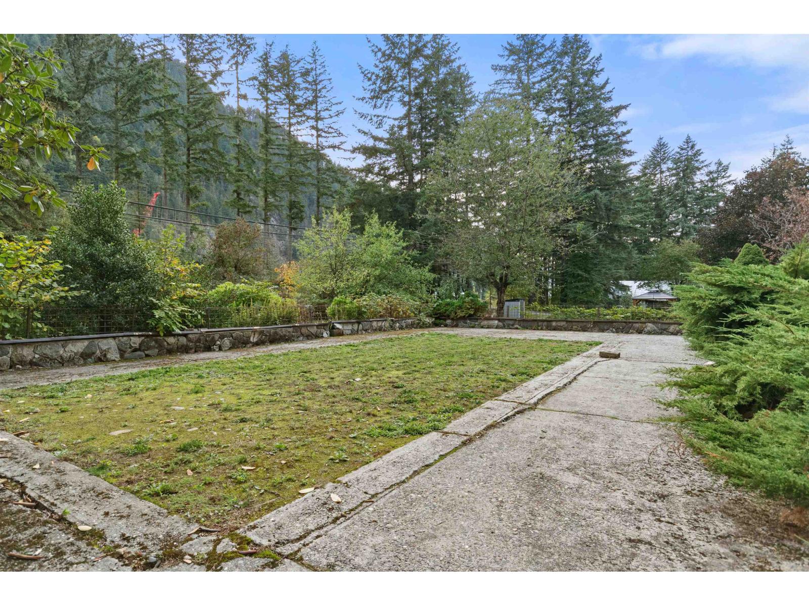 63491 Flood Hope Road, Hope, Hope, British Columbia  V0X 1L2 - Photo 36 - R3121638