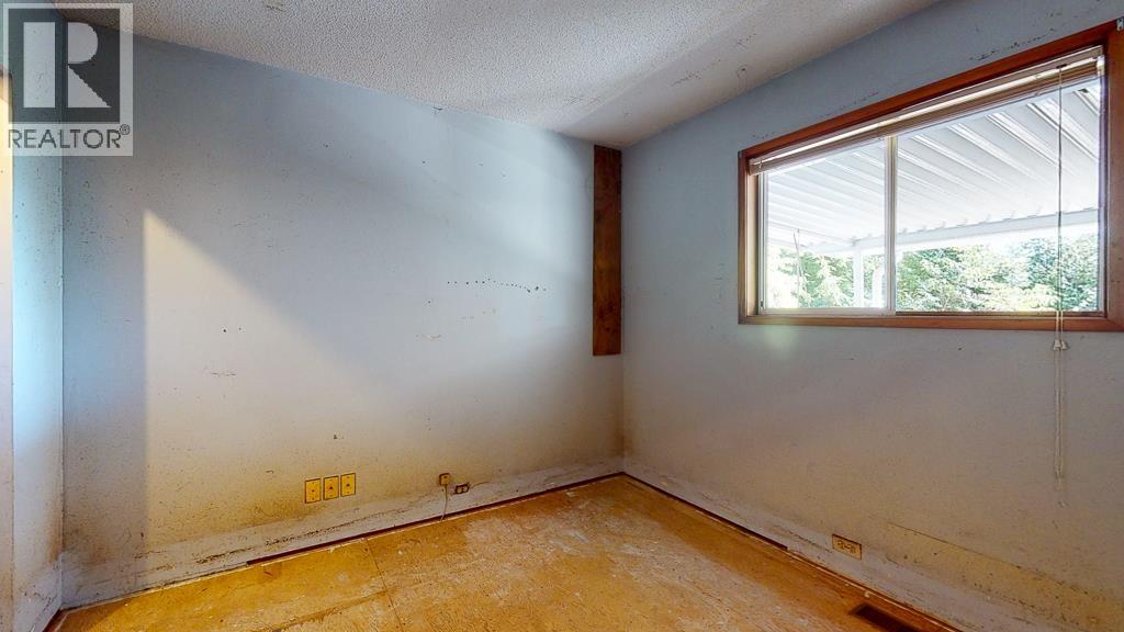 5092 Johnstone Road, Madeira Park, British Columbia  V0N 2H0 - Photo 9 - R3123411