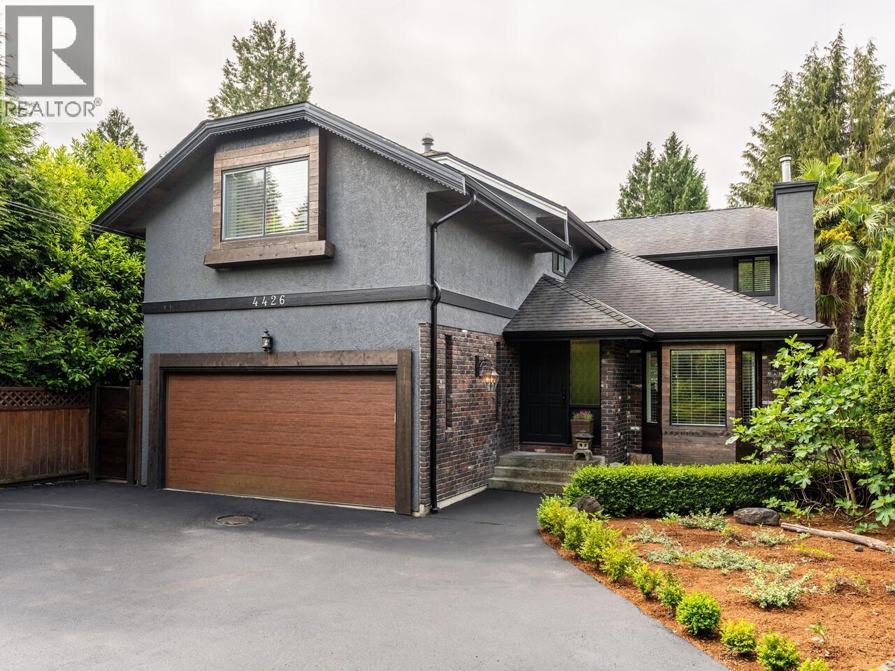 4426 MARINE DRIVE, West Vancouver, British Columbia