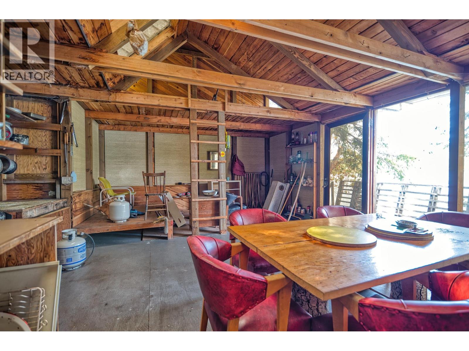6761 Sandy Hook Trail, Sechelt, British Columbia  V7Z 0C9 - Photo 18 - R3123445