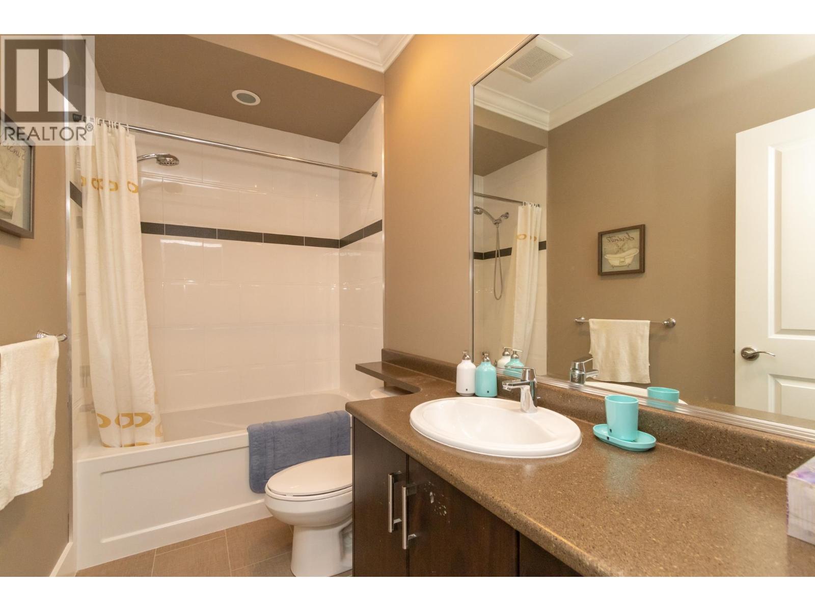 4152 Hazelwood Crescent, Burnaby, British Columbia  V5G 2R1 - Photo 12 - R3123443