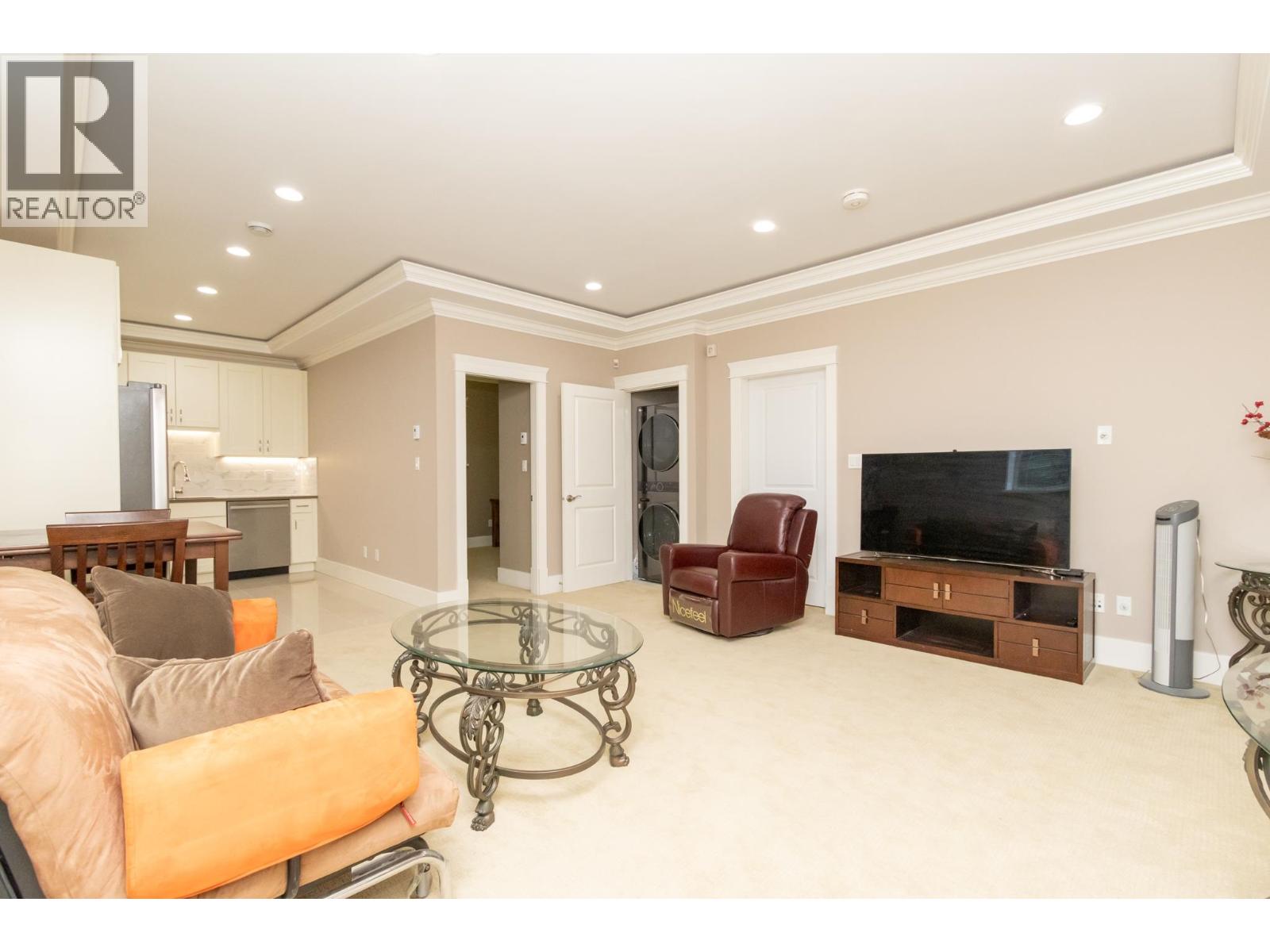 4152 Hazelwood Crescent, Burnaby, British Columbia  V5G 2R1 - Photo 8 - R3123443