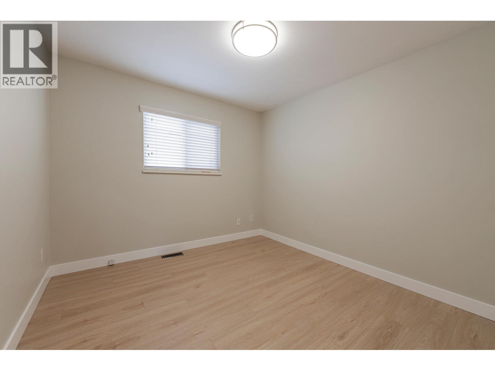 5444 Manor Street, Burnaby, British Columbia  V5G 1B7 - Photo 24 - R3123432