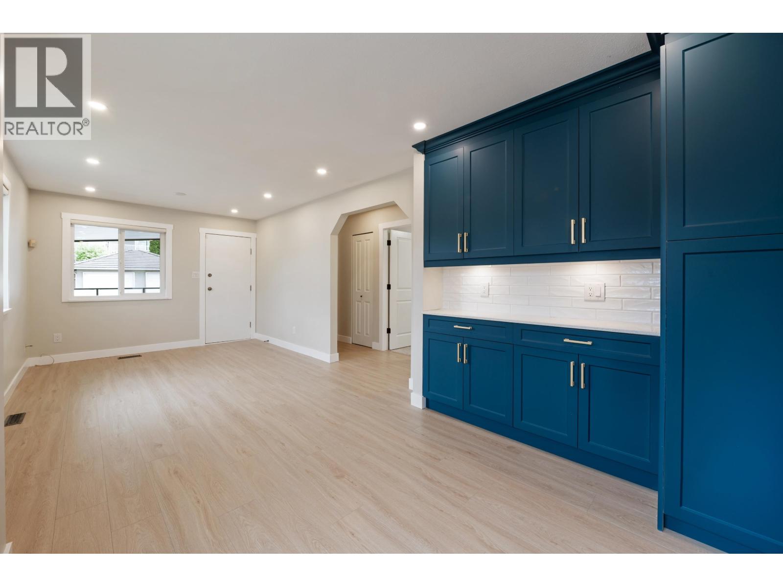 5444 Manor Street, Burnaby, British Columbia  V5G 1B7 - Photo 13 - R3123432