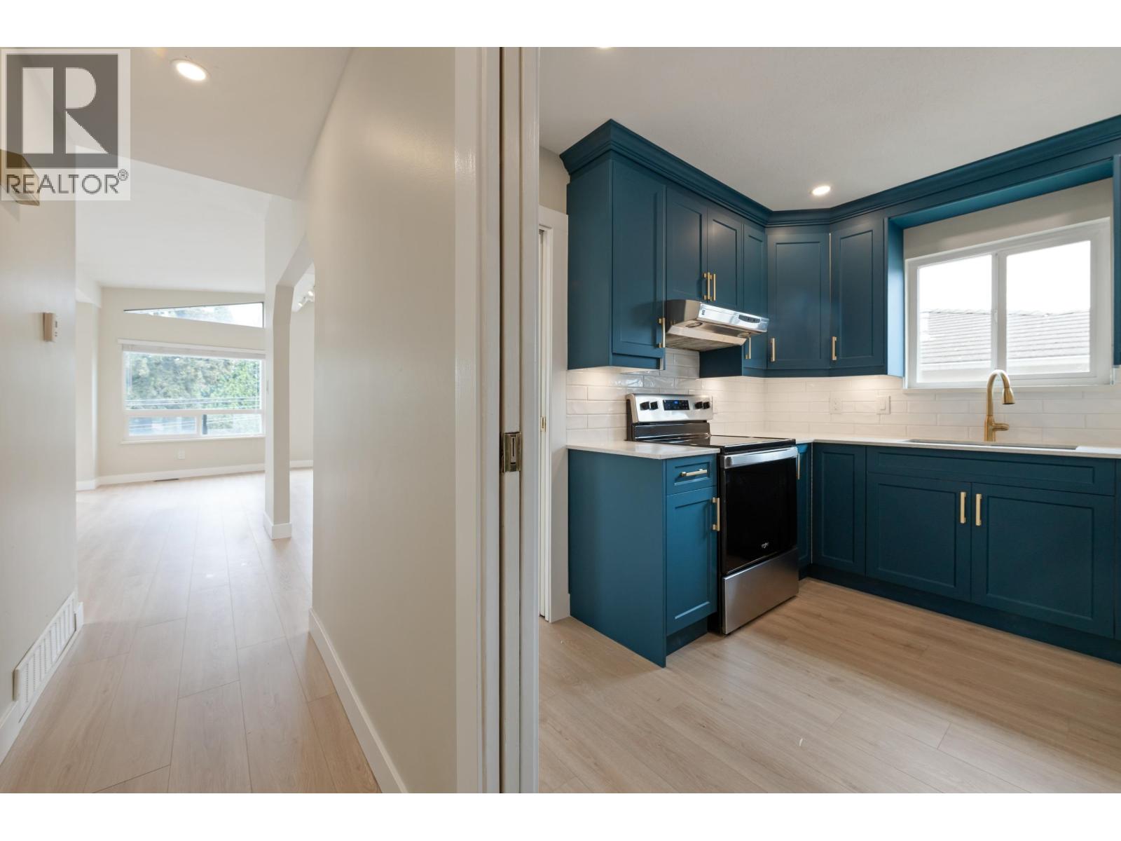 5444 Manor Street, Burnaby, British Columbia  V5G 1B7 - Photo 16 - R3123432