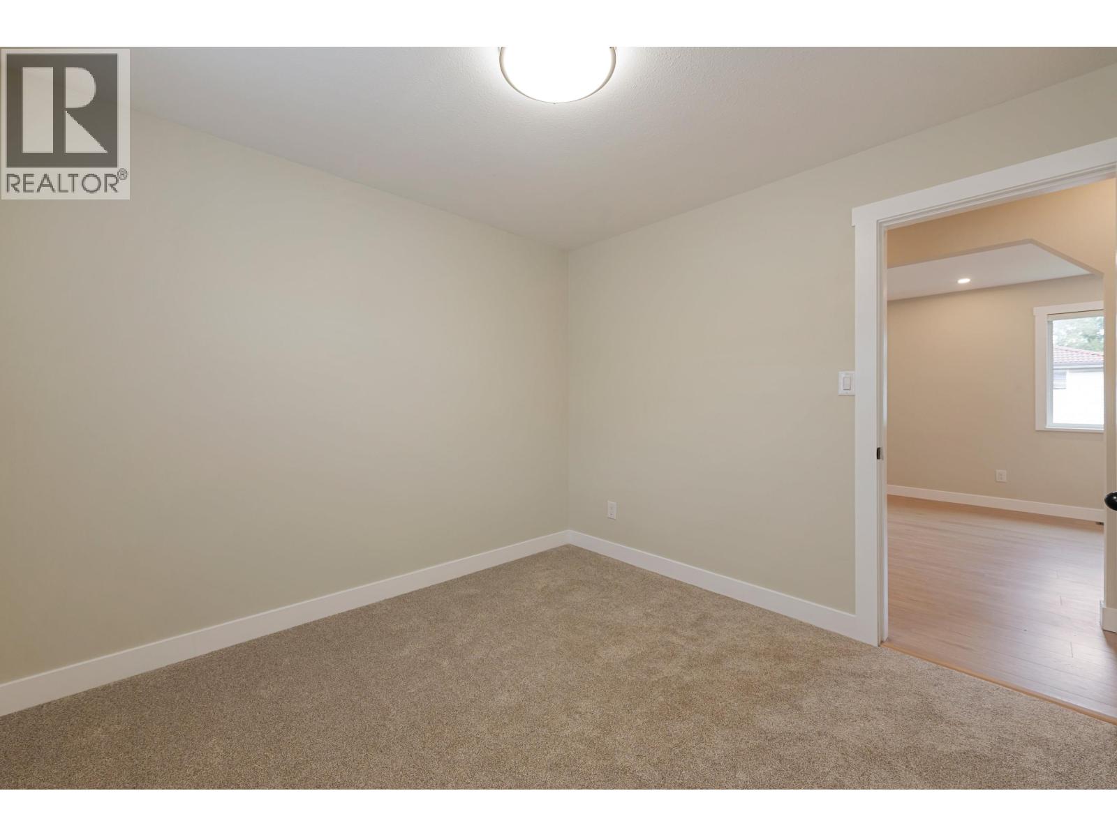 5444 Manor Street, Burnaby, British Columbia  V5G 1B7 - Photo 22 - R3123432