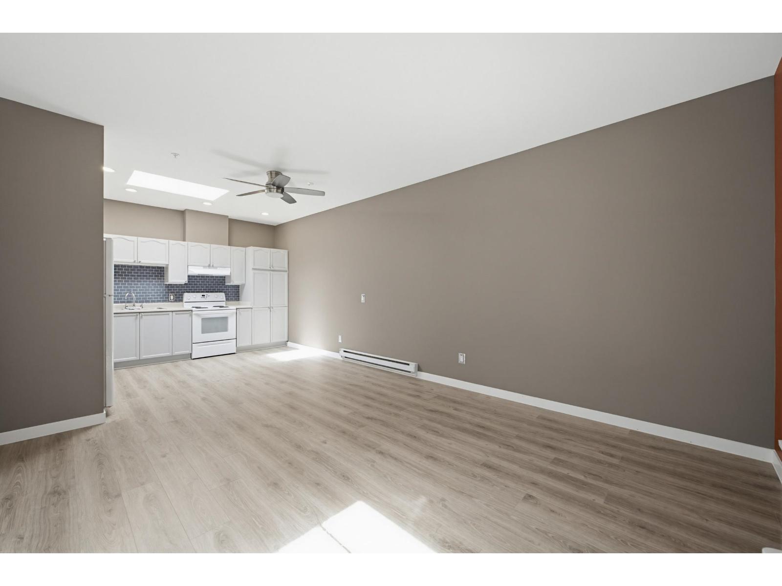 213 5678 199 Street, Langley, British Columbia  V3A 1H8 - Photo 7 - C8078745