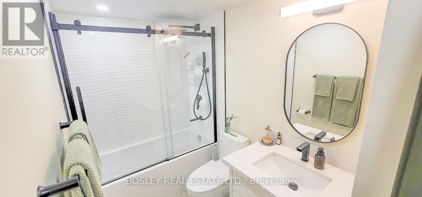 822 - 326 Major Mackenzie Drive E, Richmond Hill, Ontario  L4C 8T4 - Photo 13 - N13124970