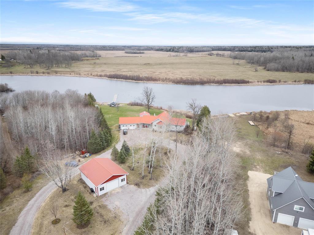 71 Tyndall Drive, Lac Du Bonnet Rm, Manitoba  R0E 1A0 - Photo 2 - 202610345