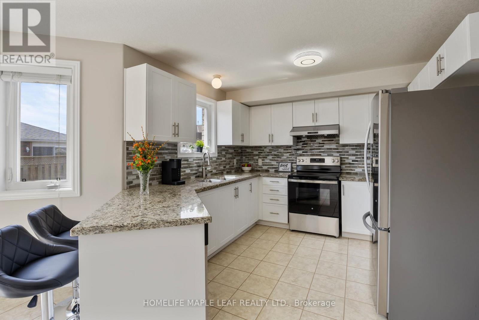17 Irene Drive, Barrie, Ontario  L4N 0Y8 - Photo 19 - S13125004