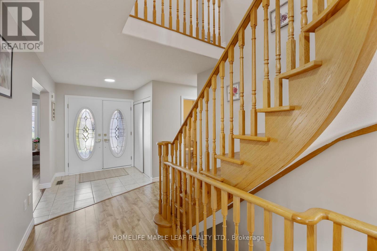 17 Irene Drive, Barrie, Ontario  L4N 0Y8 - Photo 4 - S13125004