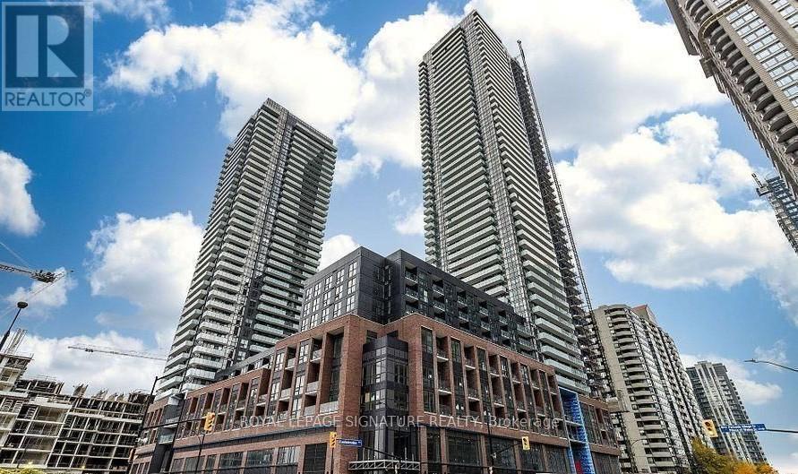 506 - 430 Square One Drive E, Mississauga, Ontario  L5B 0L6 - Photo 1 - W13124930
