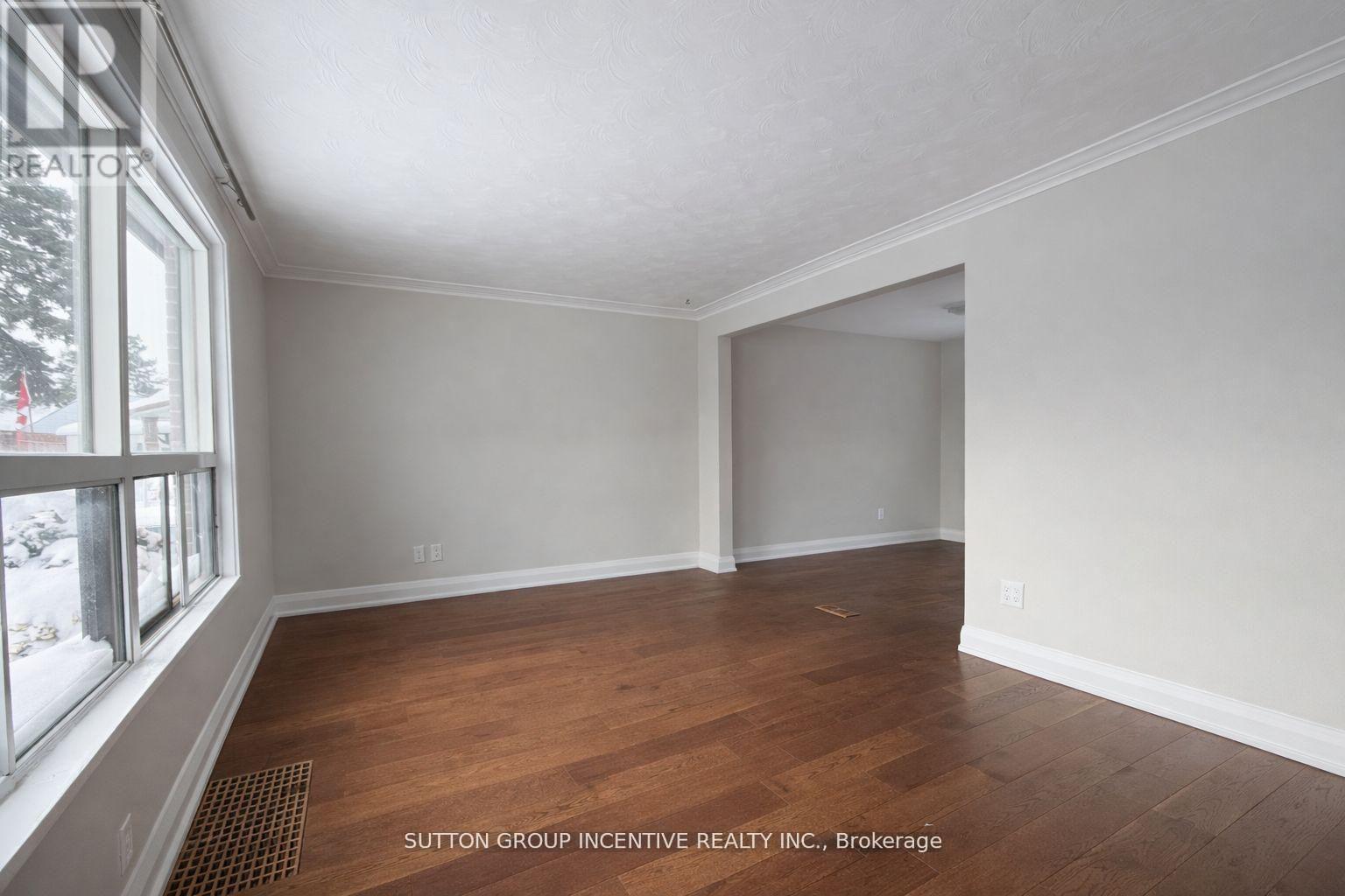 65 Barrhead Crescent, Toronto, Ontario  M9W 3Z8 - Photo 6 - W13124978