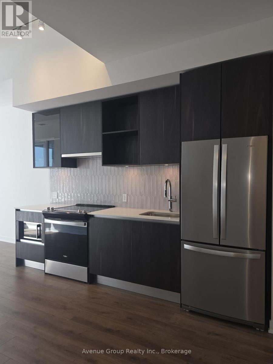 226 - 405 Dundas Street W, Oakville, Ontario  L6M 5R8 - Photo 3 - W13124980
