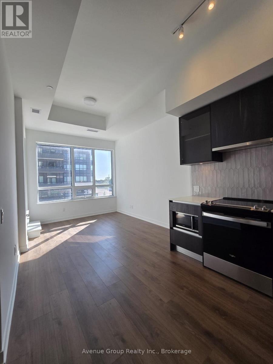 226 - 405 Dundas Street W, Oakville, Ontario  L6M 5R8 - Photo 5 - W13124980