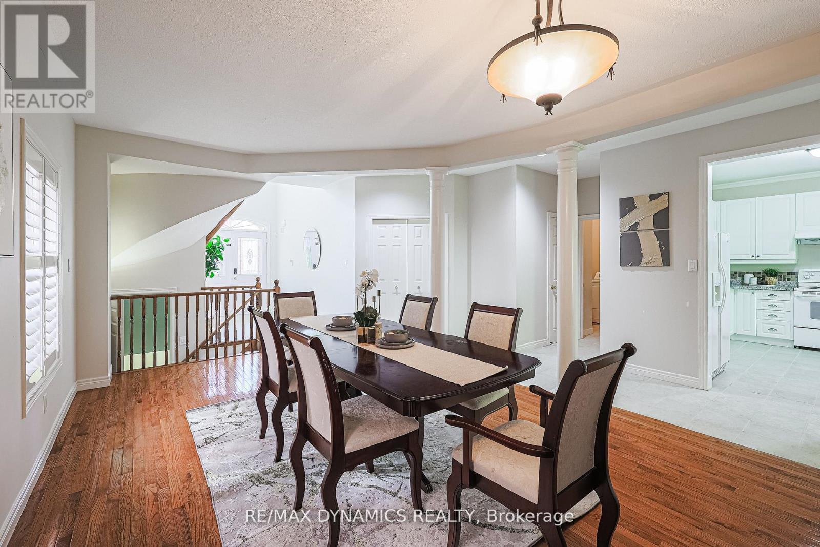 2381 Grand Oak Trail, Oakville, Ontario  L6M 4V4 - Photo 7 - W13125000