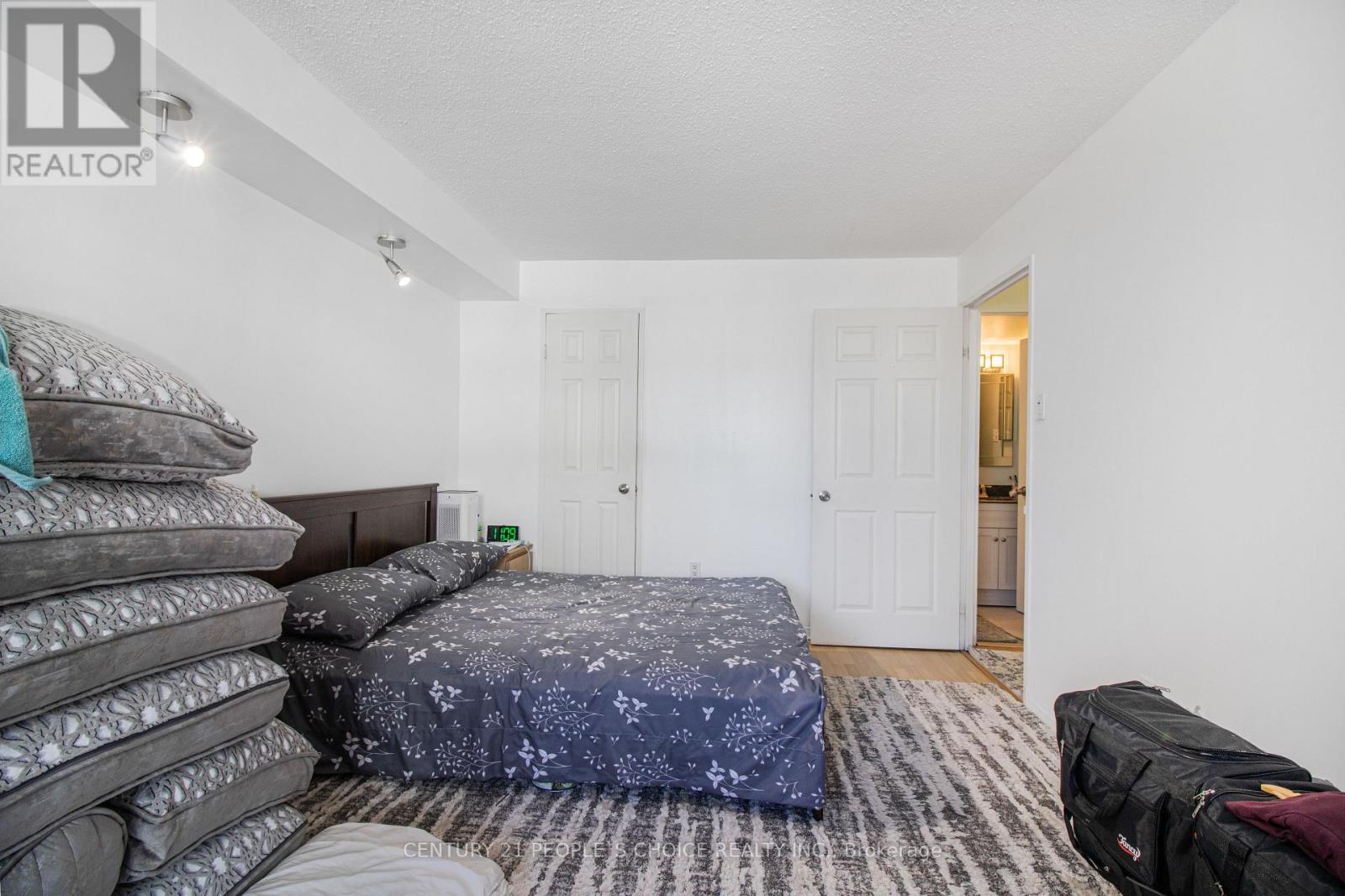 606 - 400 Webb Drive, Mississauga, Ontario  L5B 3Z7 - Photo 18 - W13125012