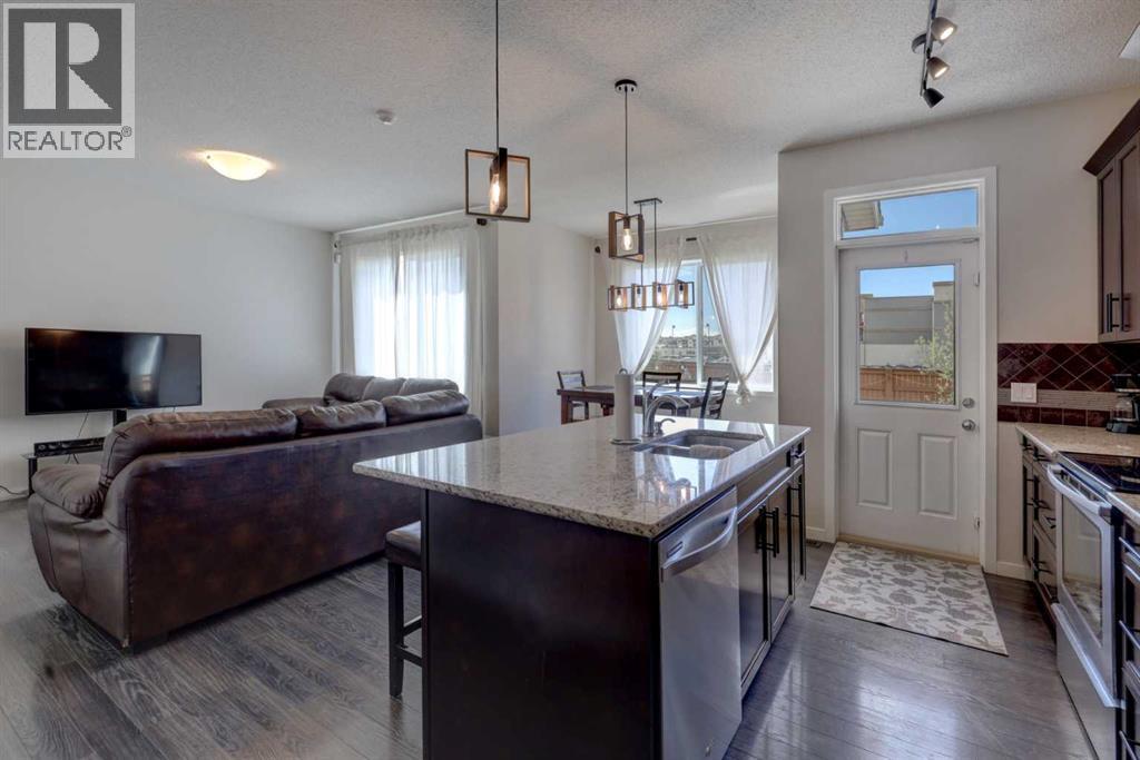 16 Fireside Place, Cochrane, Alberta  T4C 0R2 - Photo 5 - A2309778