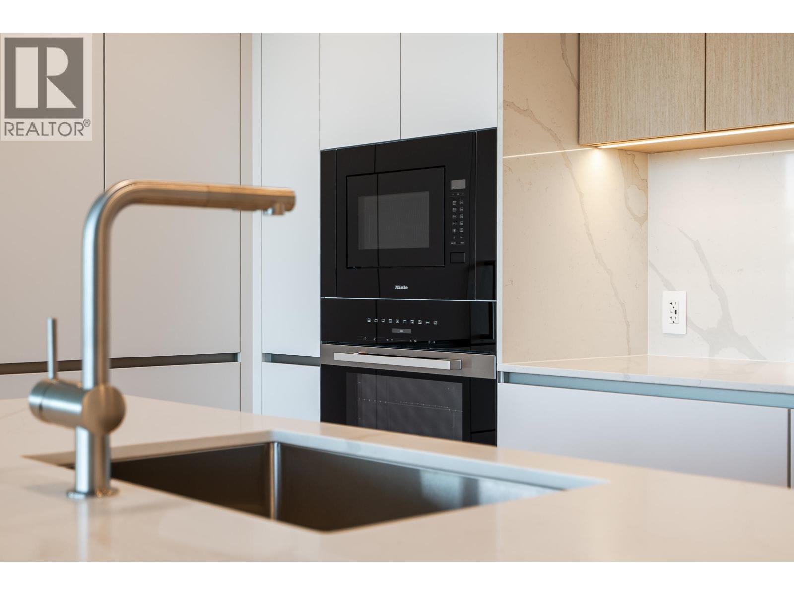 803 3963 Uplands Way, West Vancouver, British Columbia  V7S 0B6 - Photo 16 - R3122325