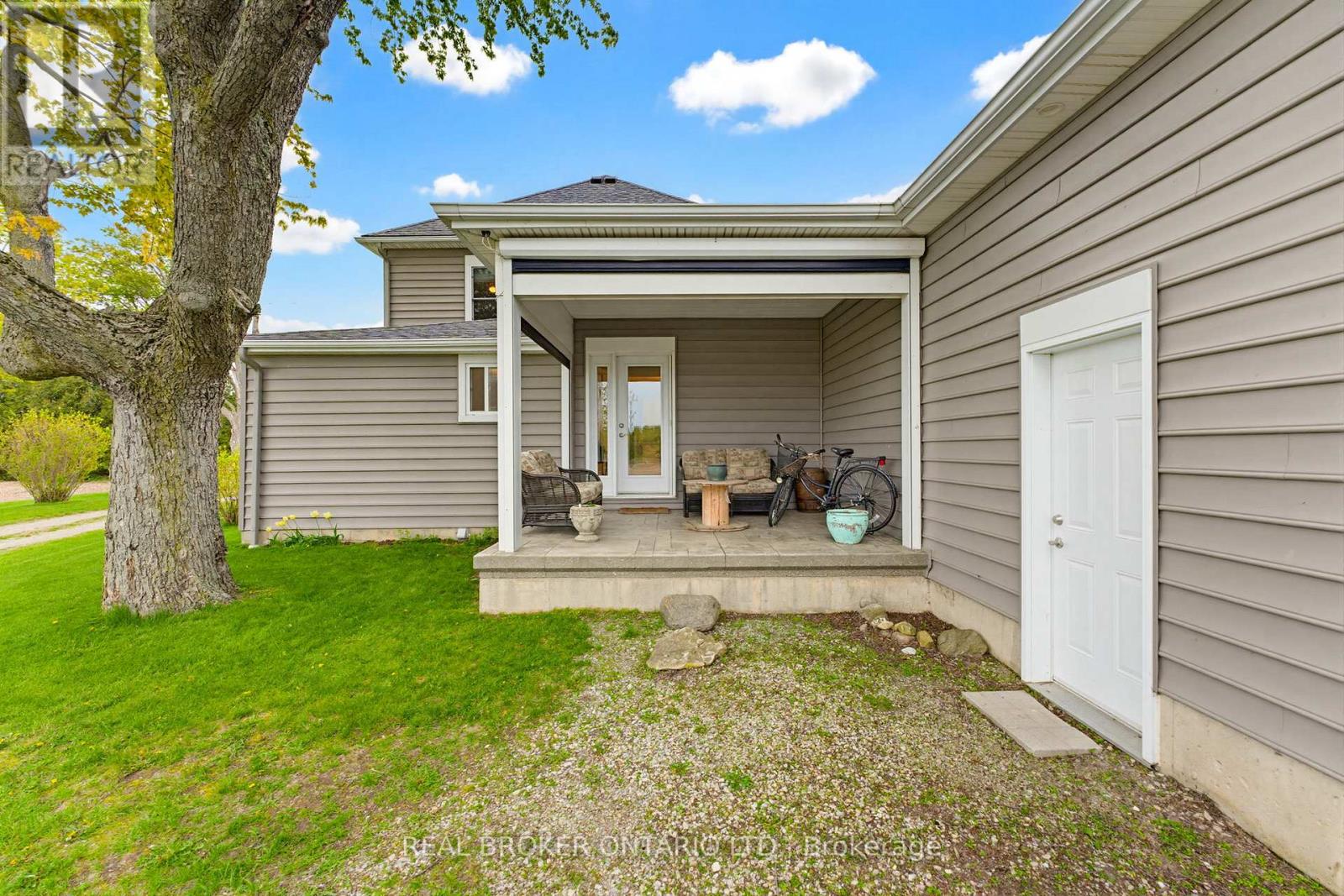 31 Maple Avenue S, Brant, Ontario  N0E 1R0 - Photo 33 - X13124966