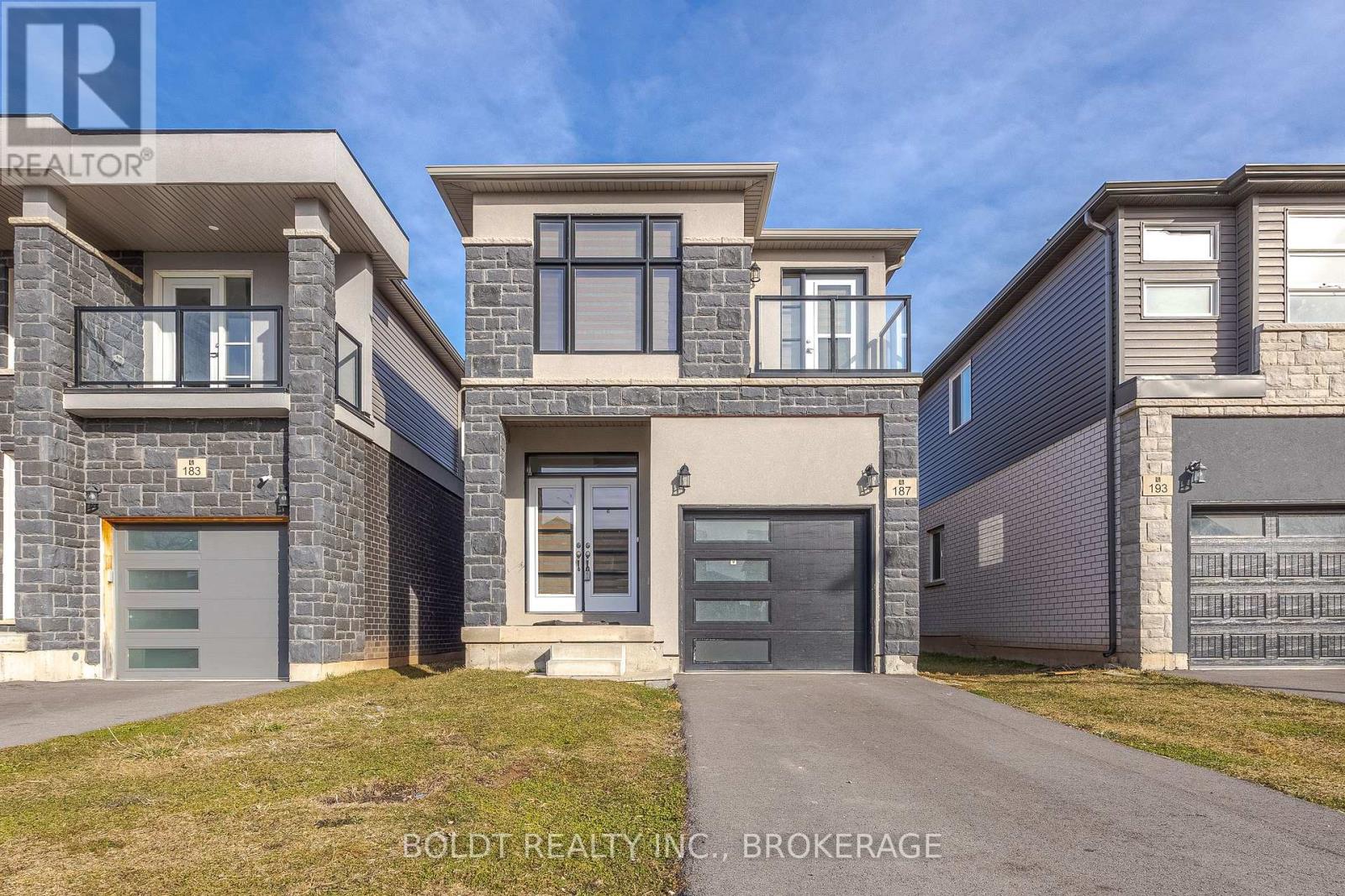 187 Iva Street, Welland, Ontario  L3B 1W4 - Photo 2 - X13125124