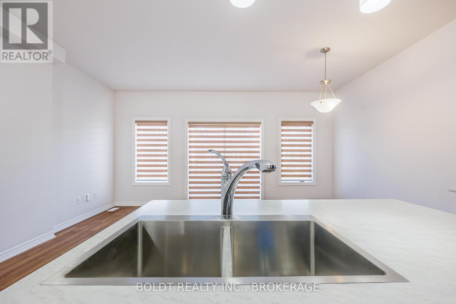 187 Iva Street, Welland, Ontario  L3B 1W4 - Photo 8 - X13125124