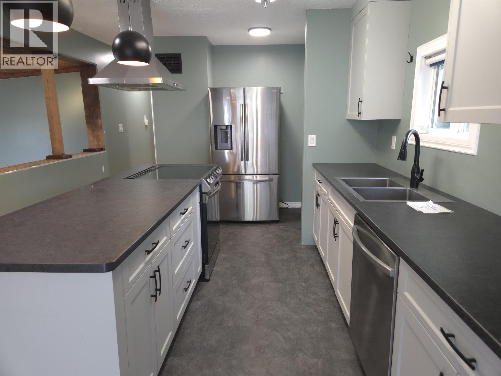7142 Bear Road, Prince George, British Columbia  V2N 5N7 - Photo 10 - R3123473