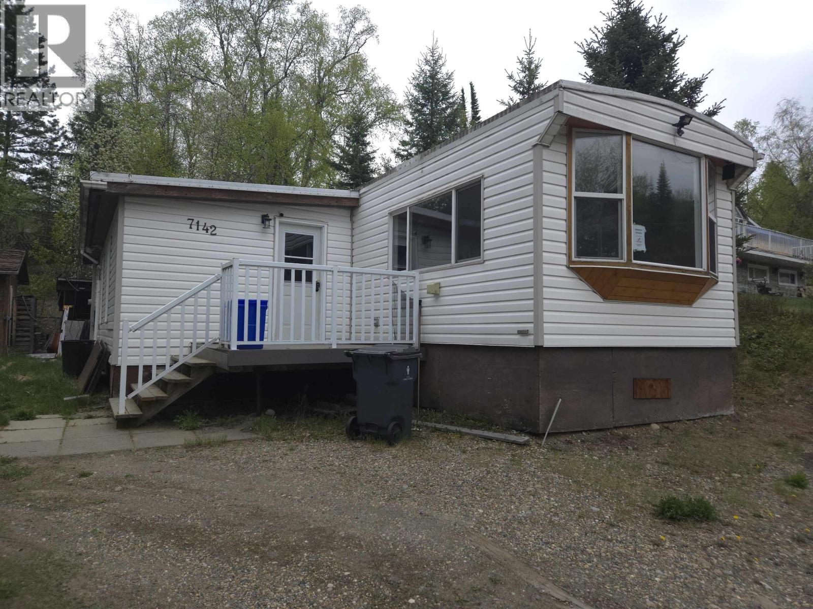 7142 Bear Road, Prince George, British Columbia  V2N 5N7 - Photo 3 - R3123473