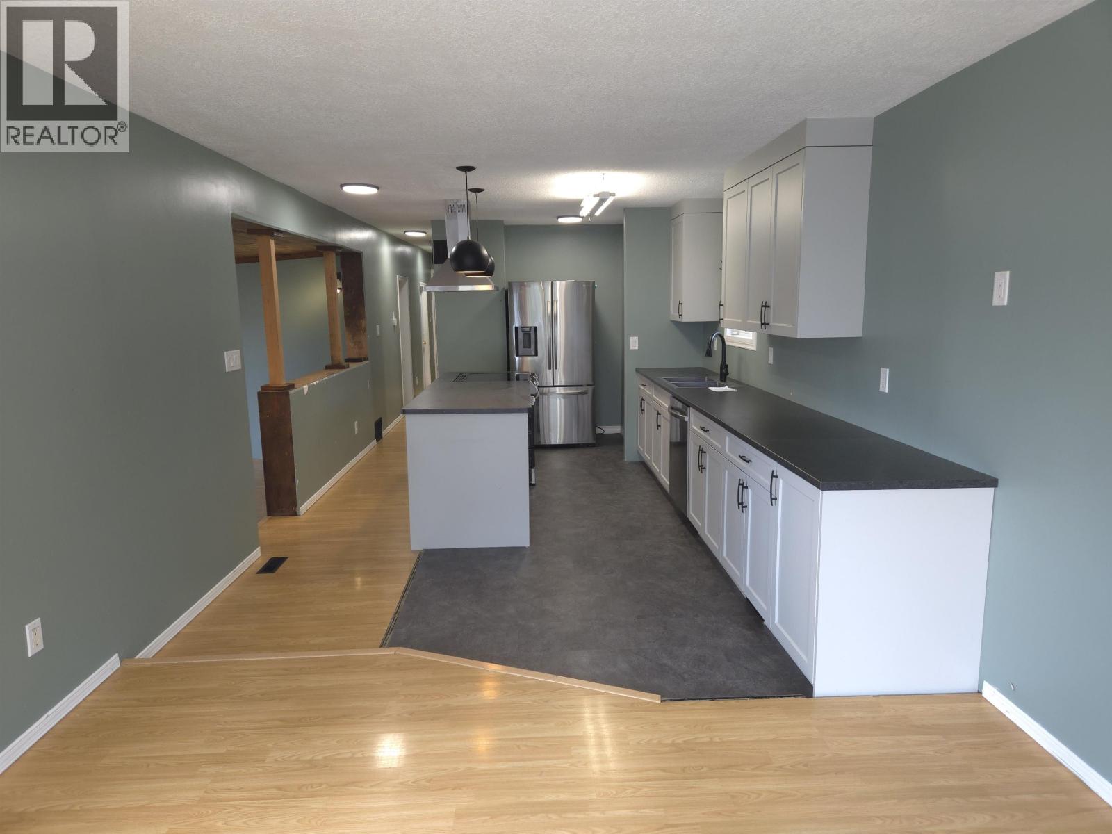 7142 Bear Road, Prince George, British Columbia  V2N 5N7 - Photo 6 - R3123473
