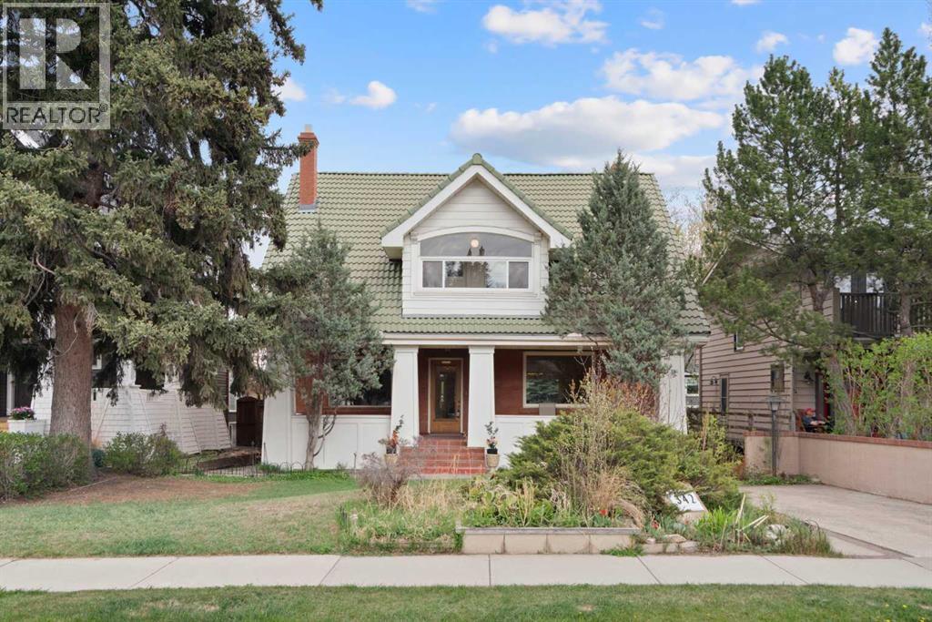 342 Superior Avenue Sw, Calgary, Alberta  T3C 2J2 - Photo 1 - A2309508